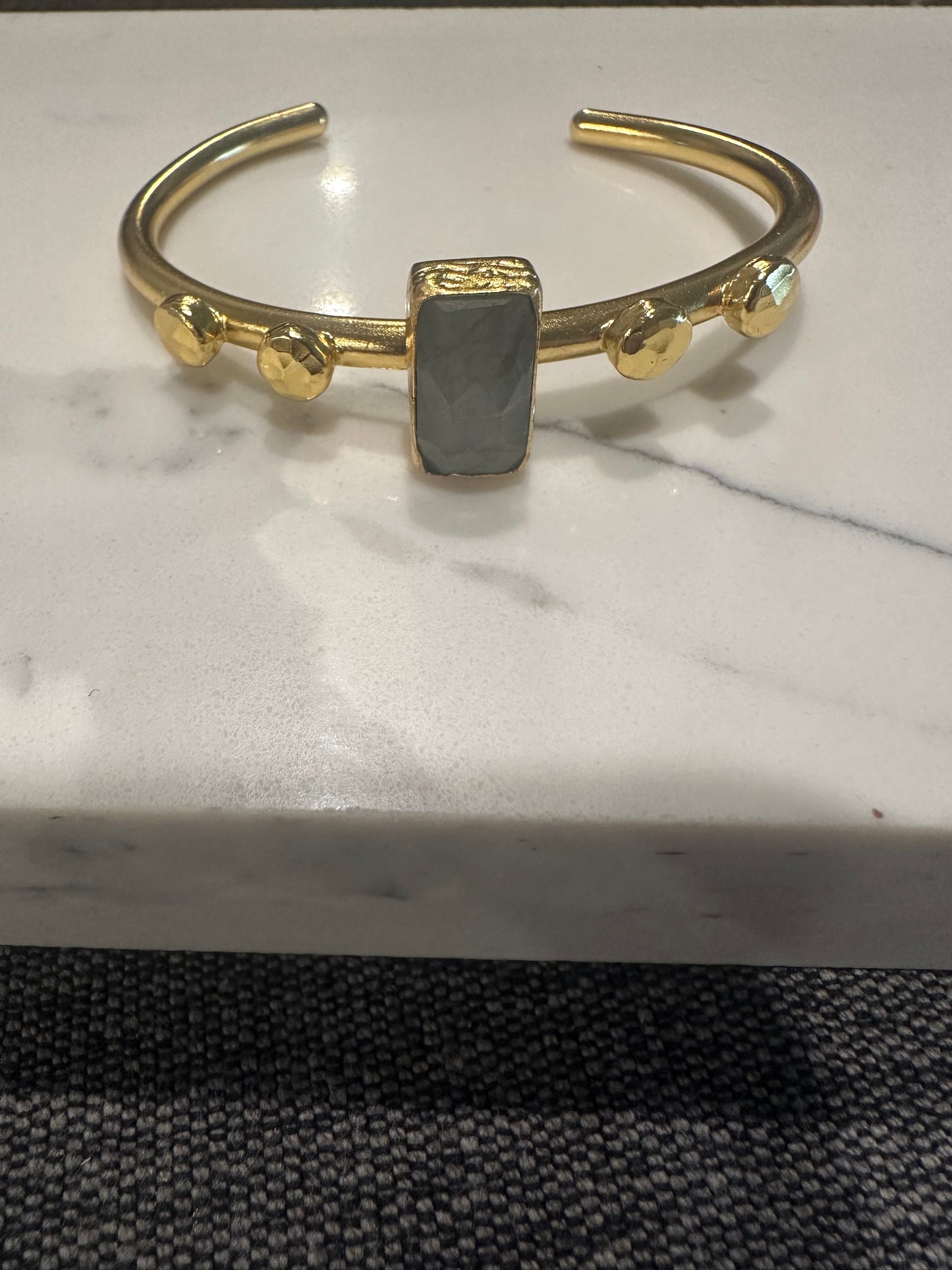 Harem Labradorite Bangle